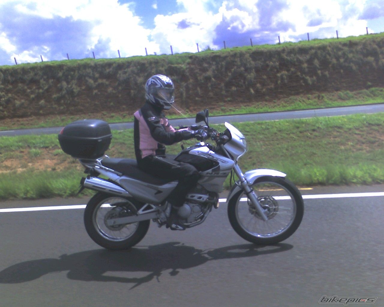 Photo 1494053