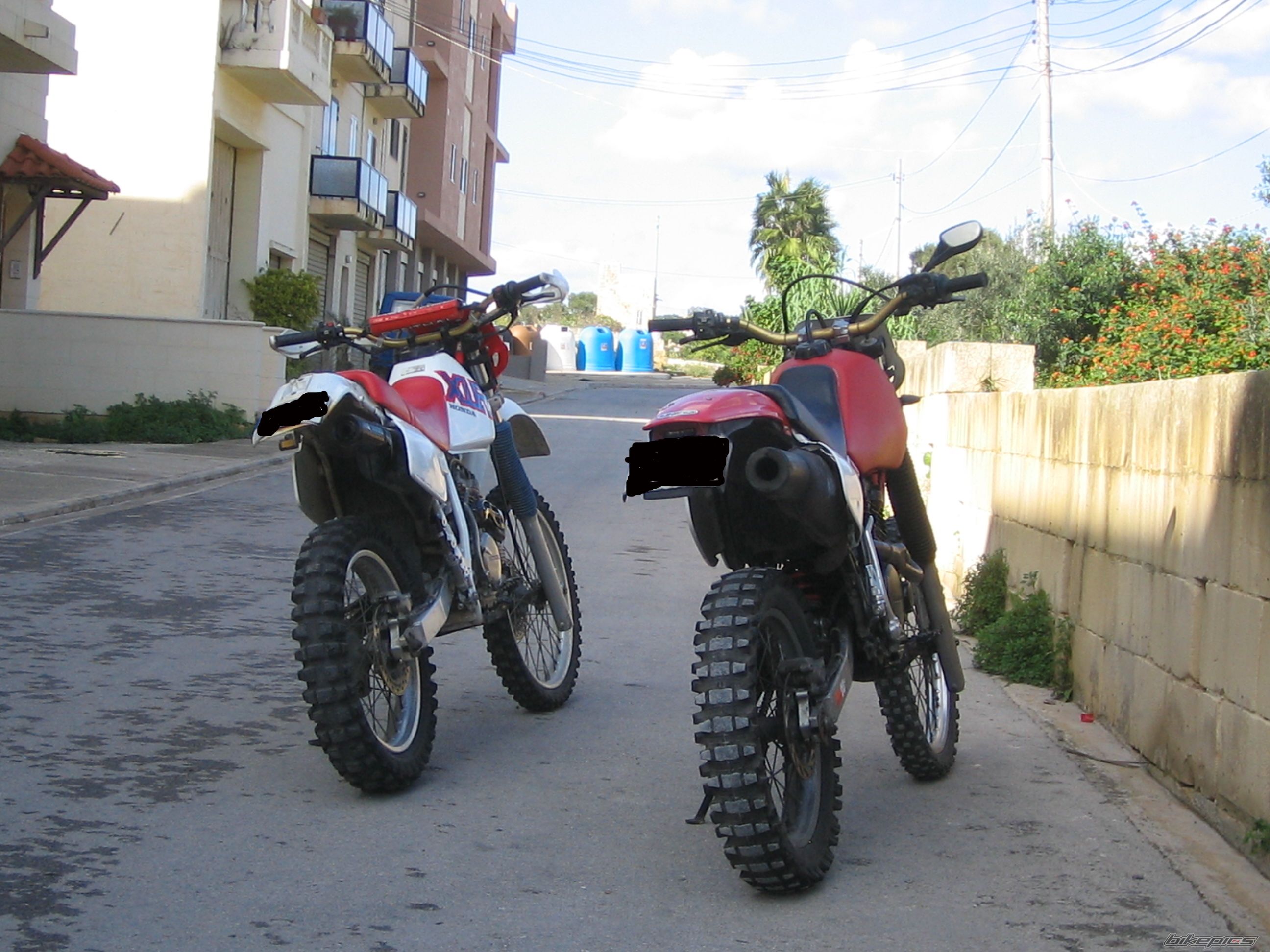 Photo 1494111