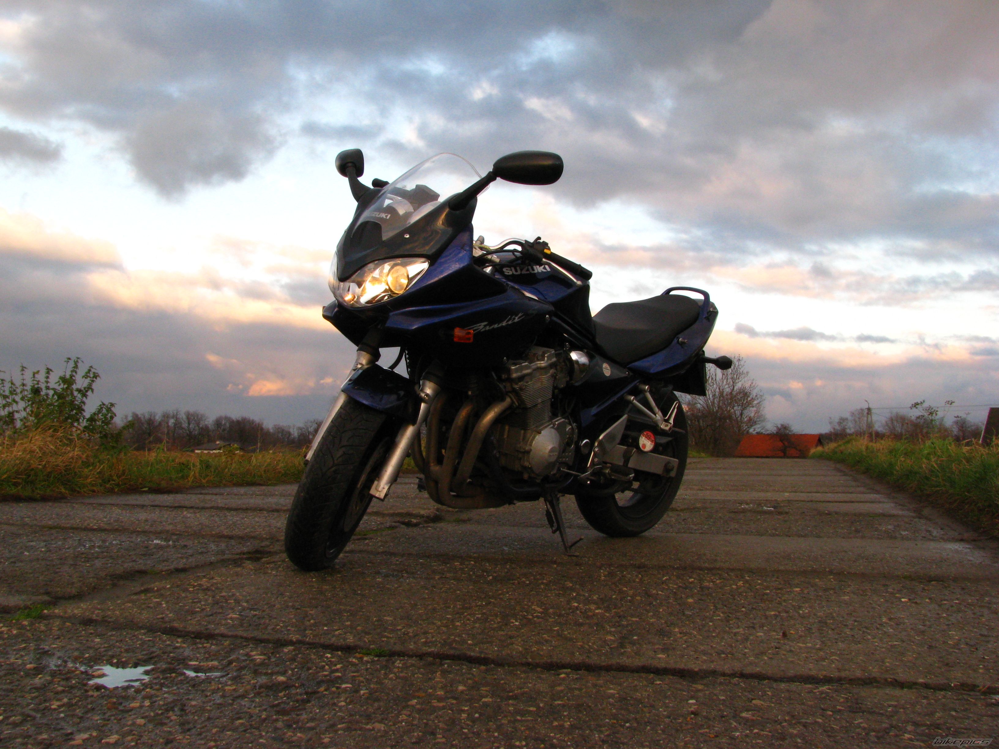 Photo 1494242