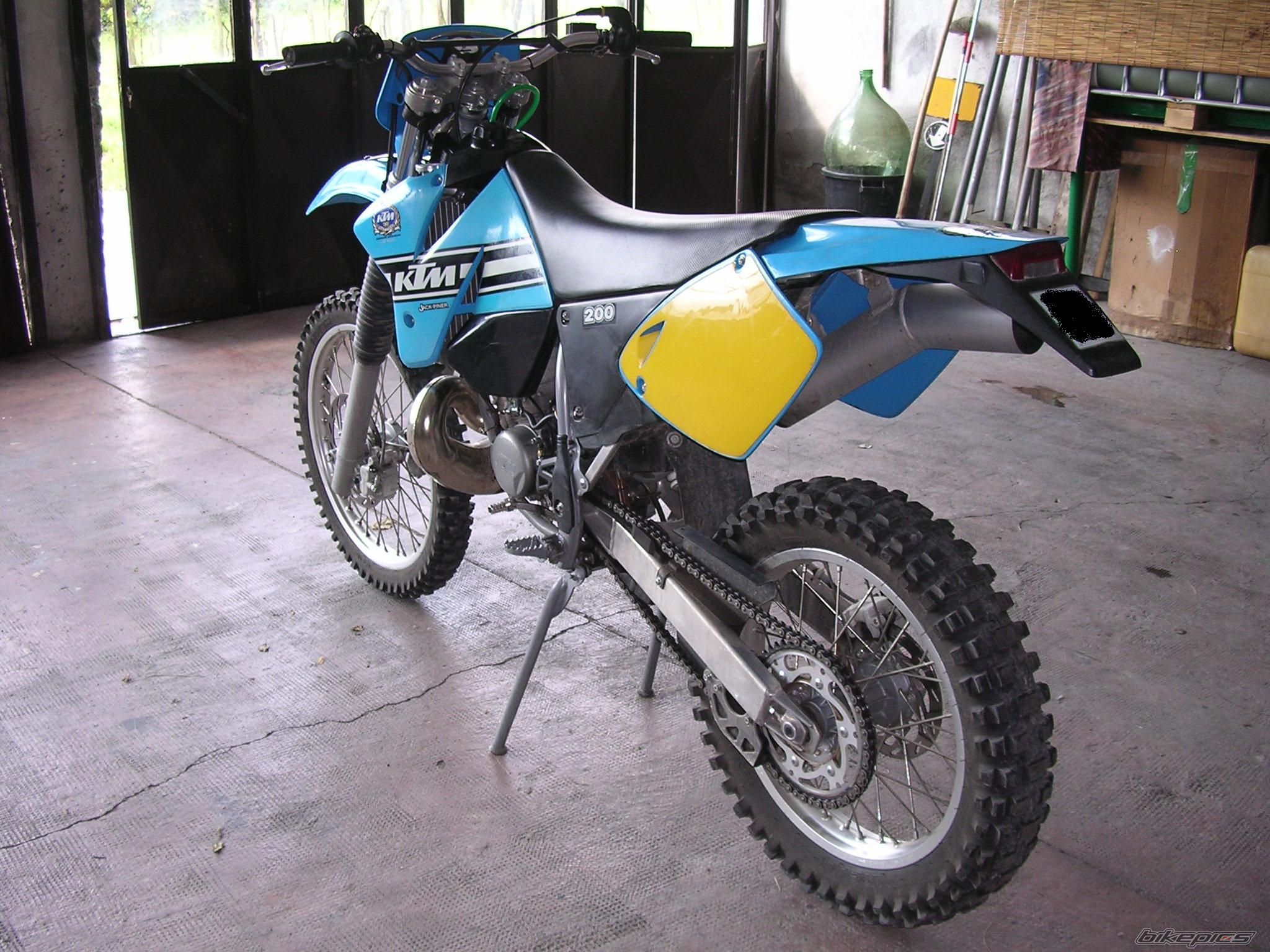 Photo 1494572