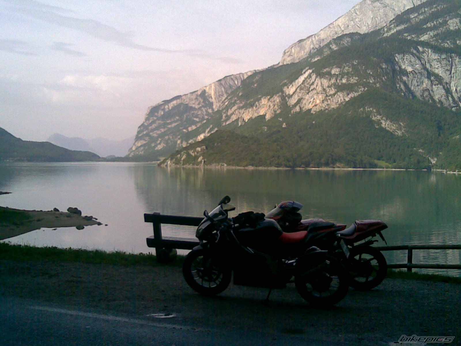 Photo 1494575