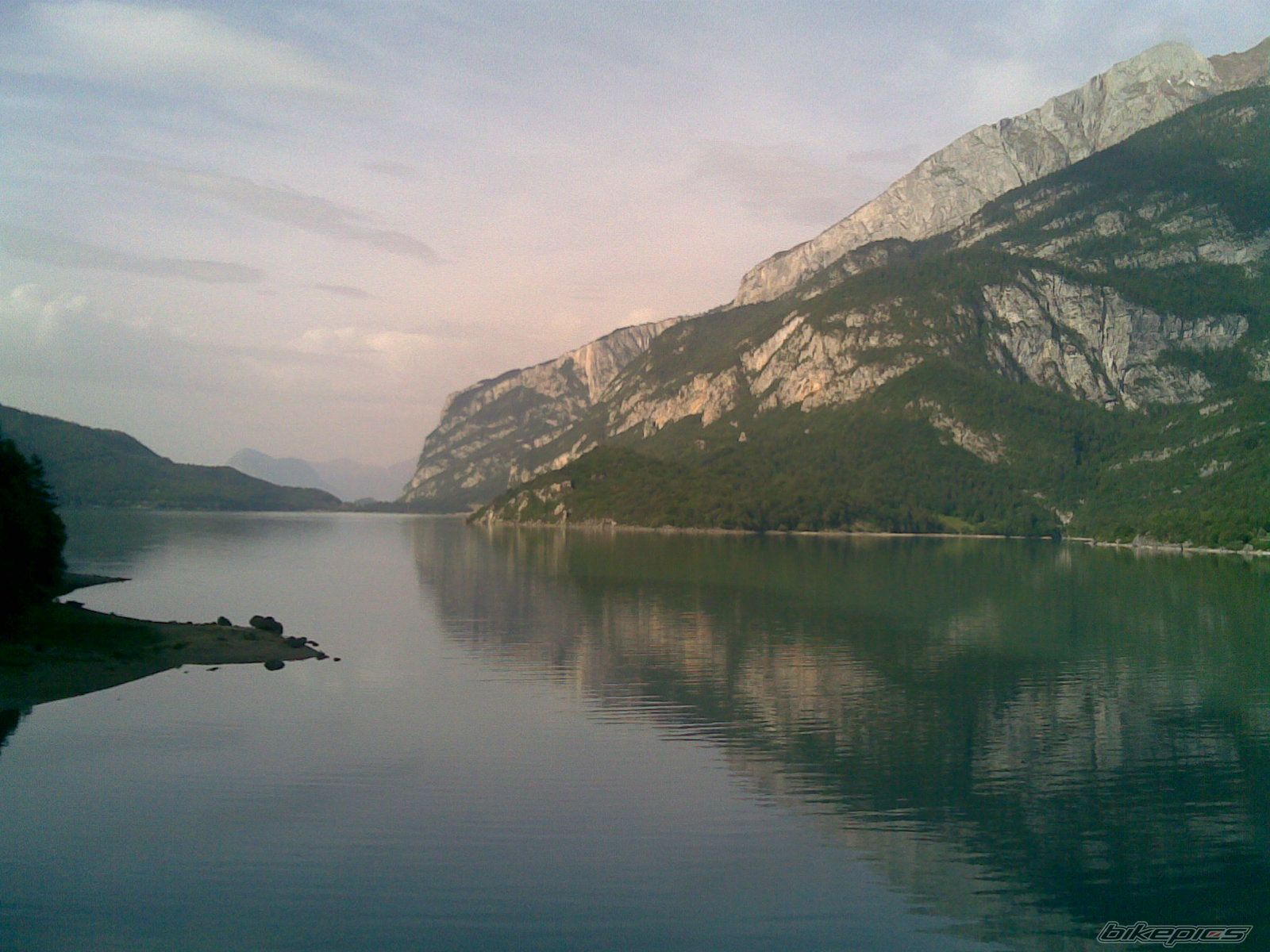Photo 1494576