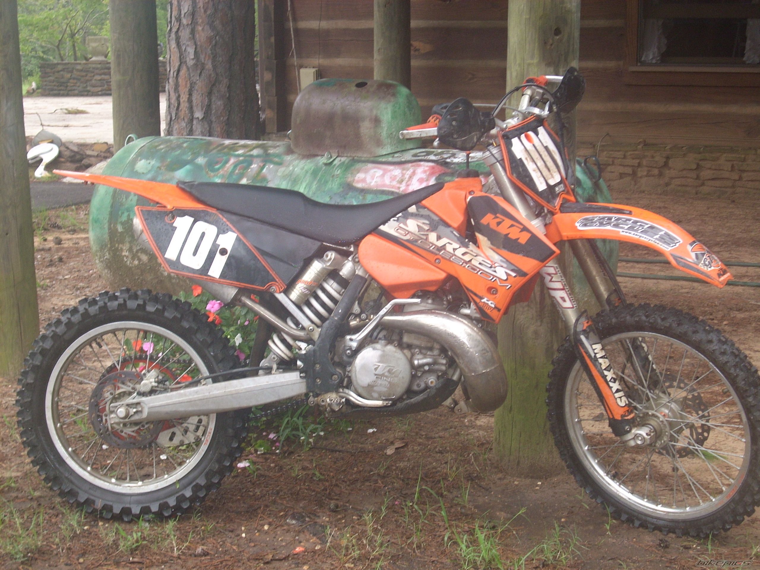 Photo 1494627