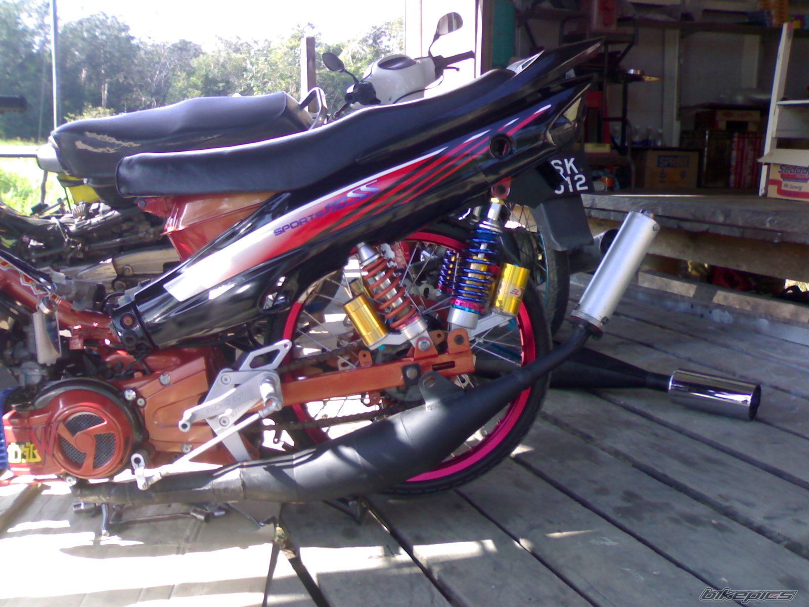 Photo 1494792