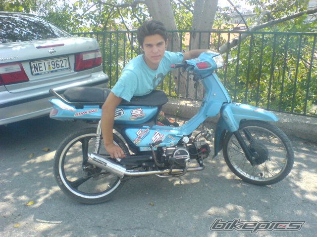 Photo 1494943