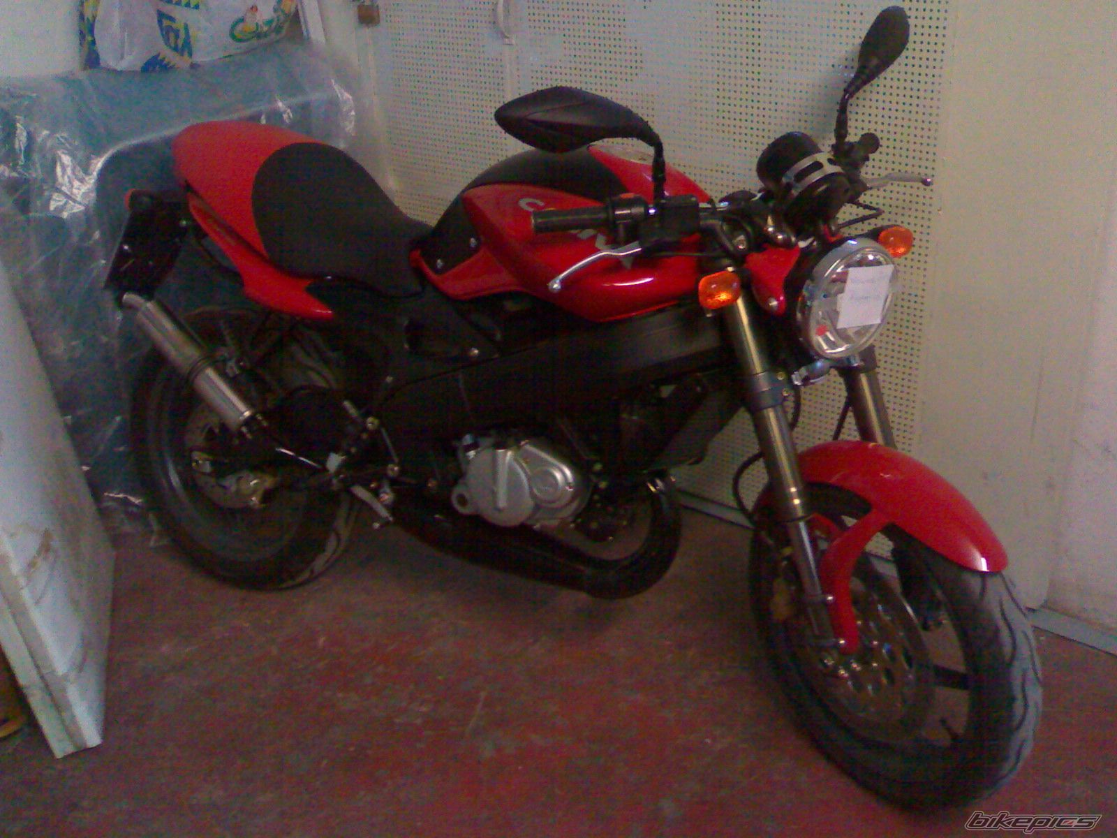 Photo 1494992