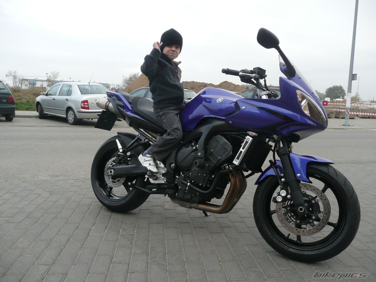 Photo 1495210