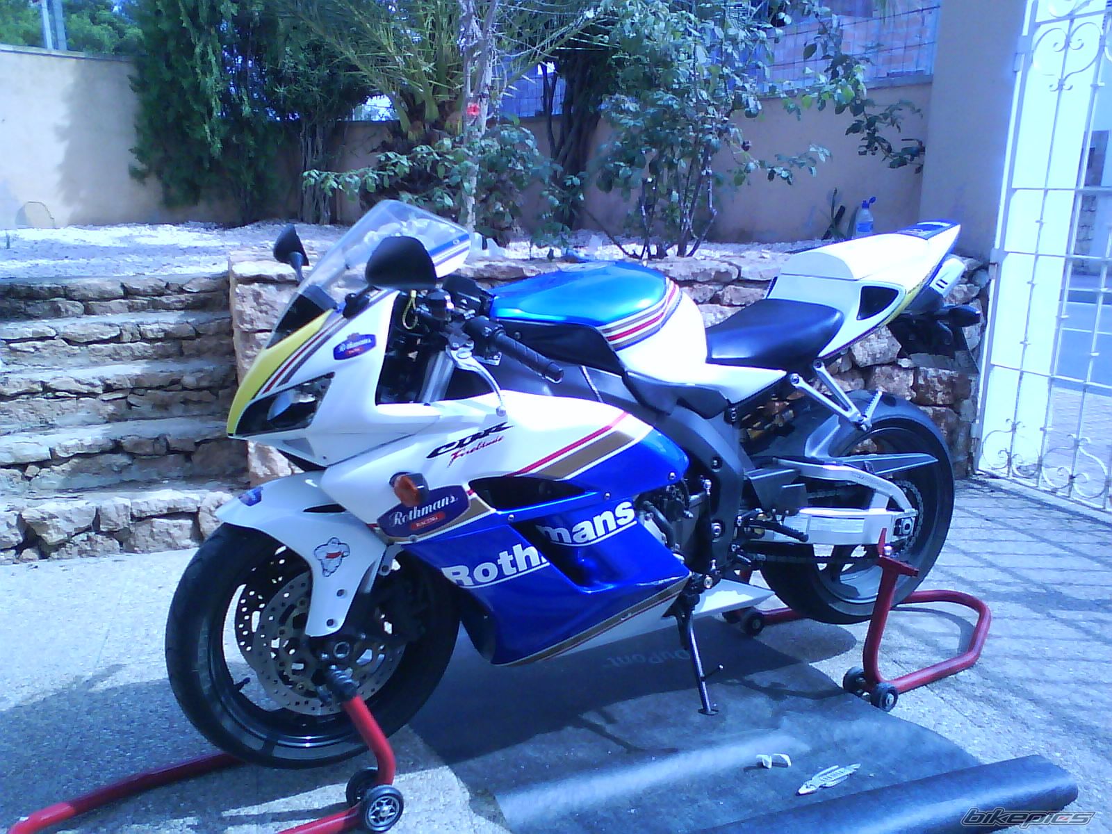 Photo 1495362