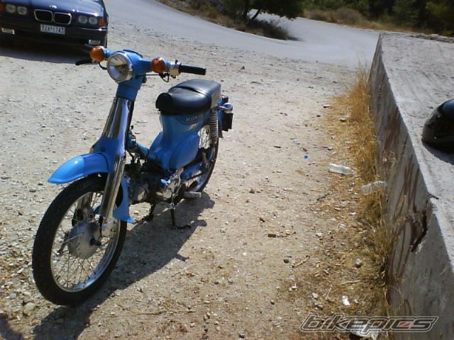 Photo 1495552