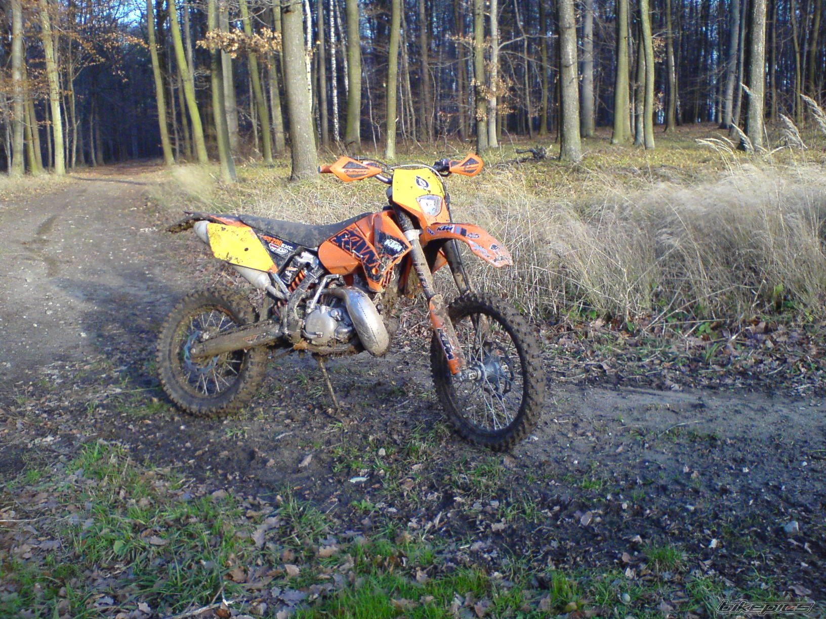 Photo 1495592