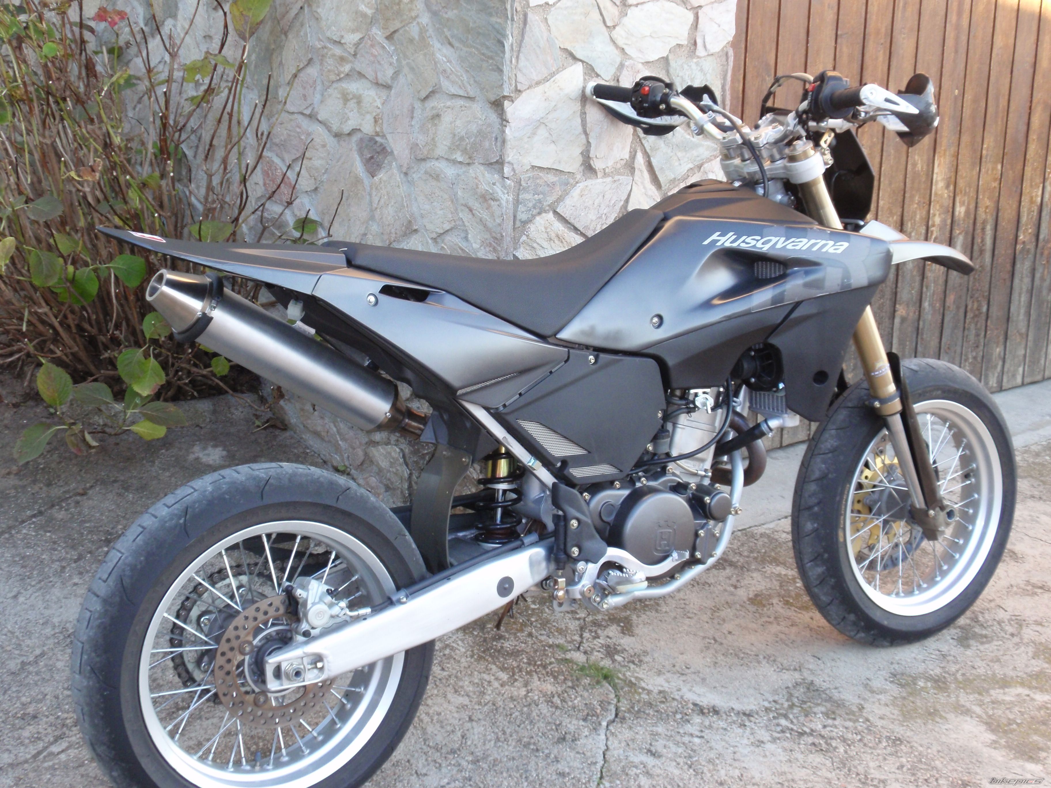 Photo 1495748