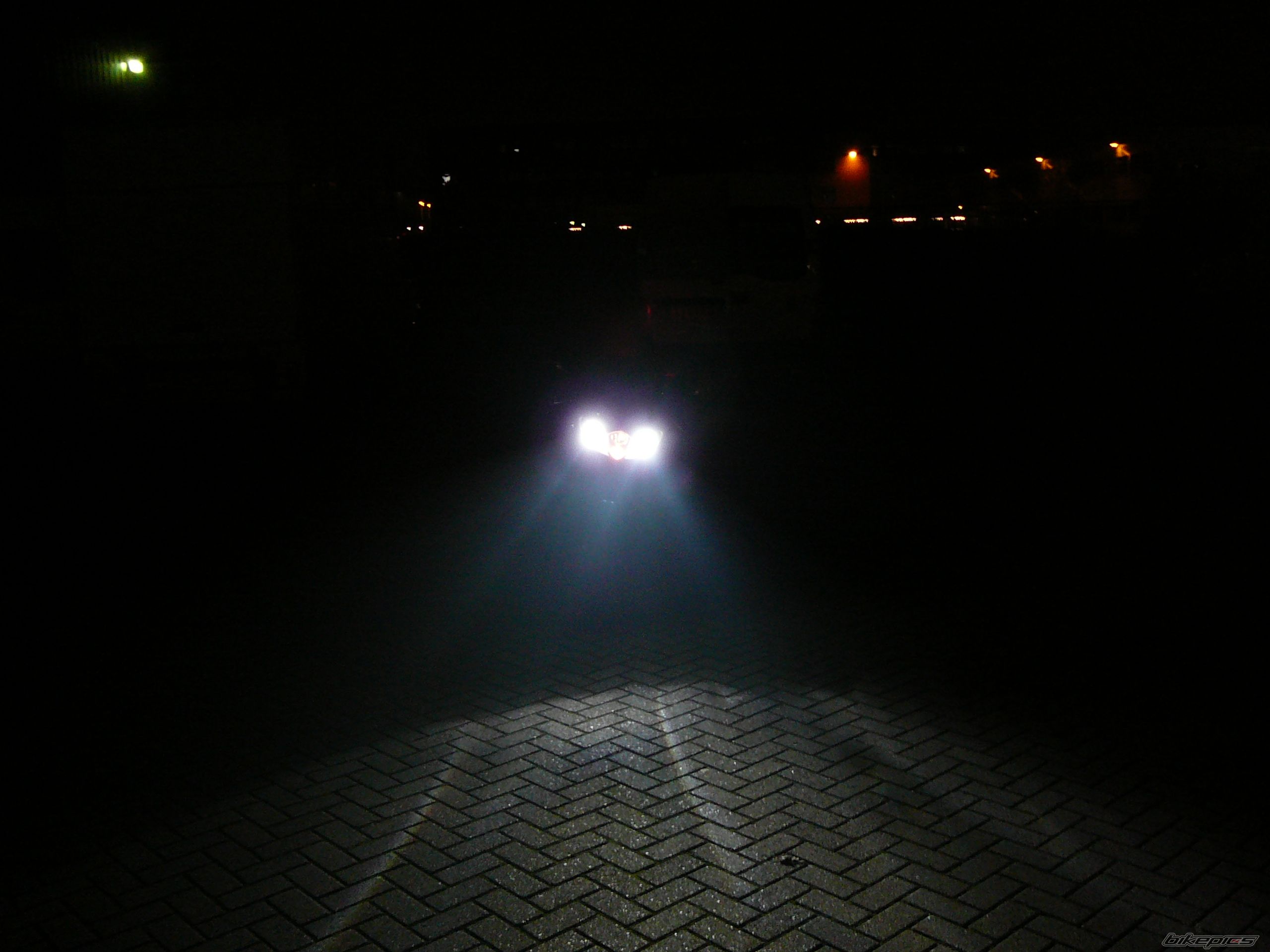 Photo 1495808
