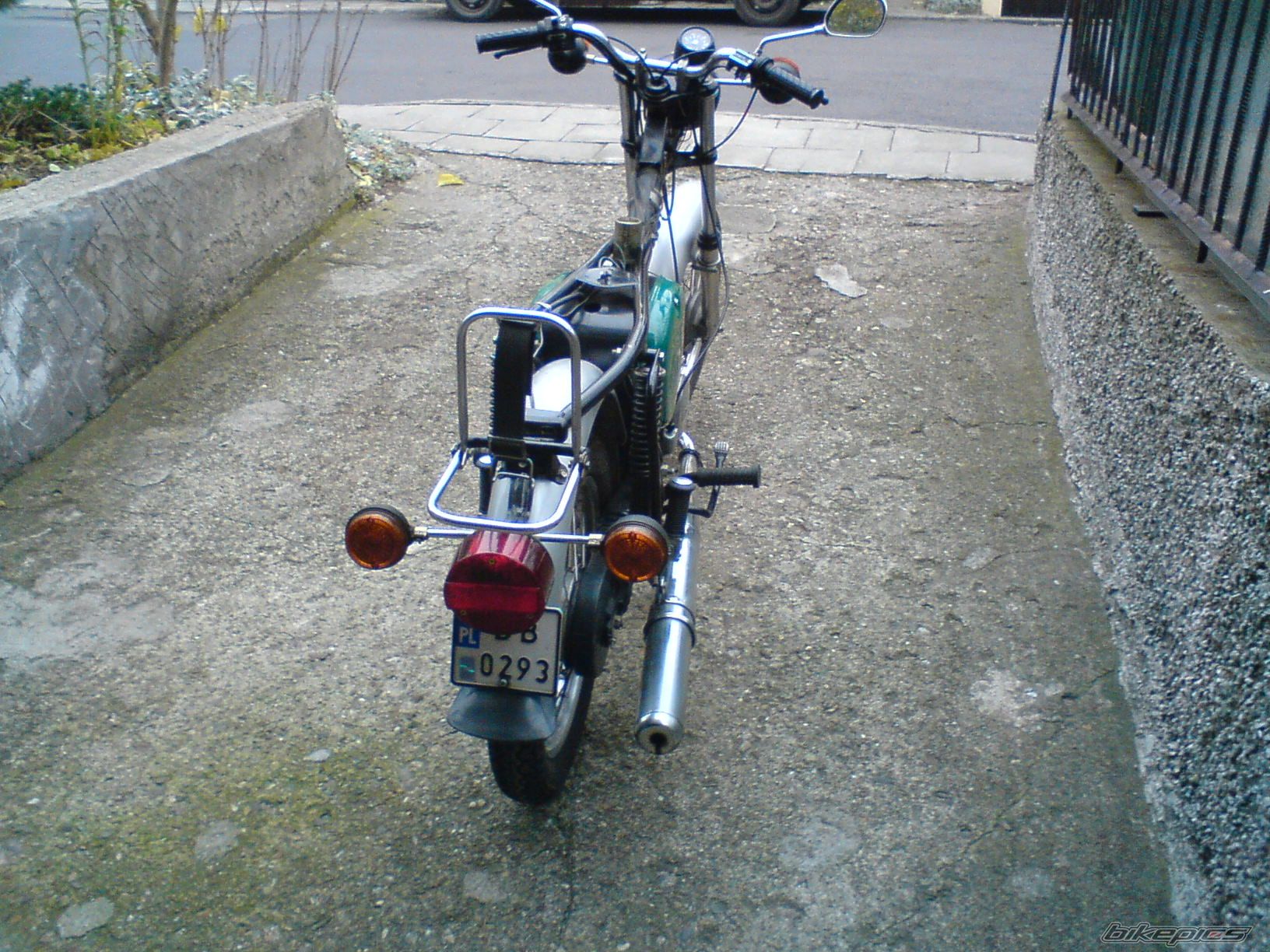 Photo 1495896