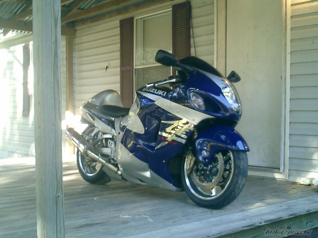 Photo 1495942