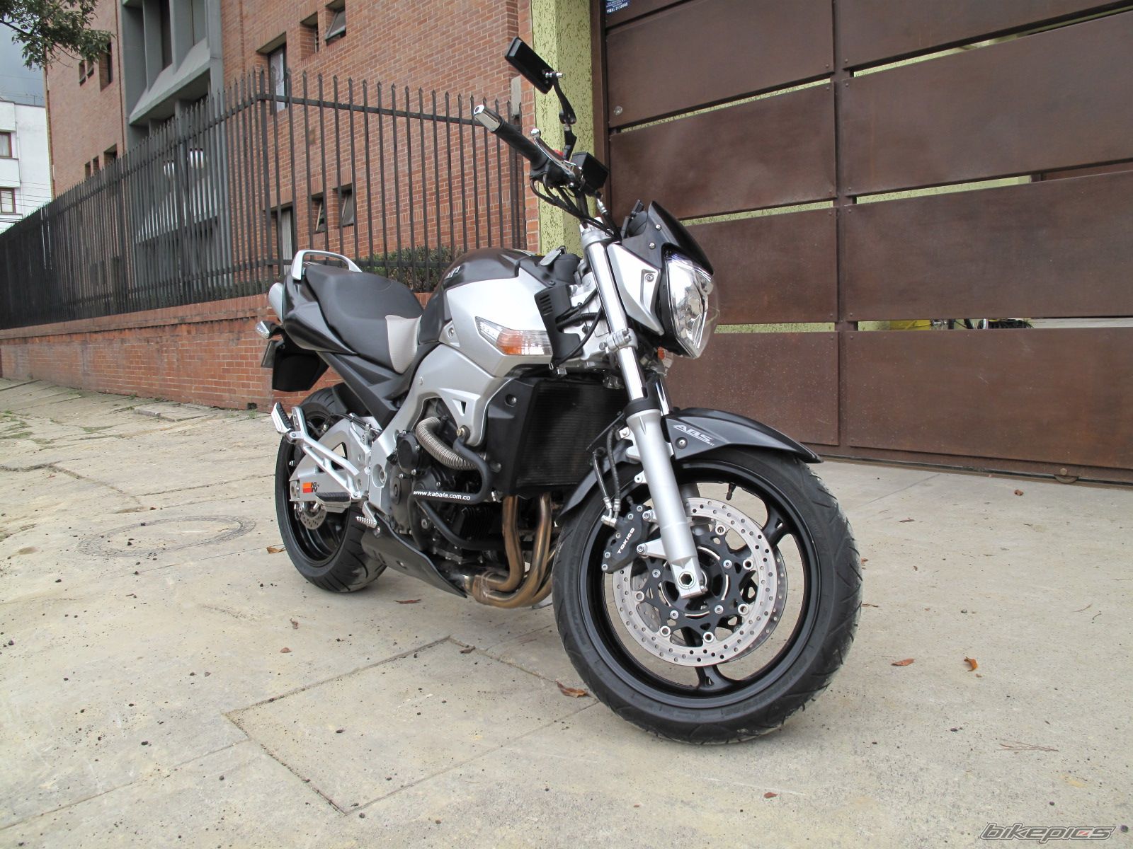 Photo 1495985