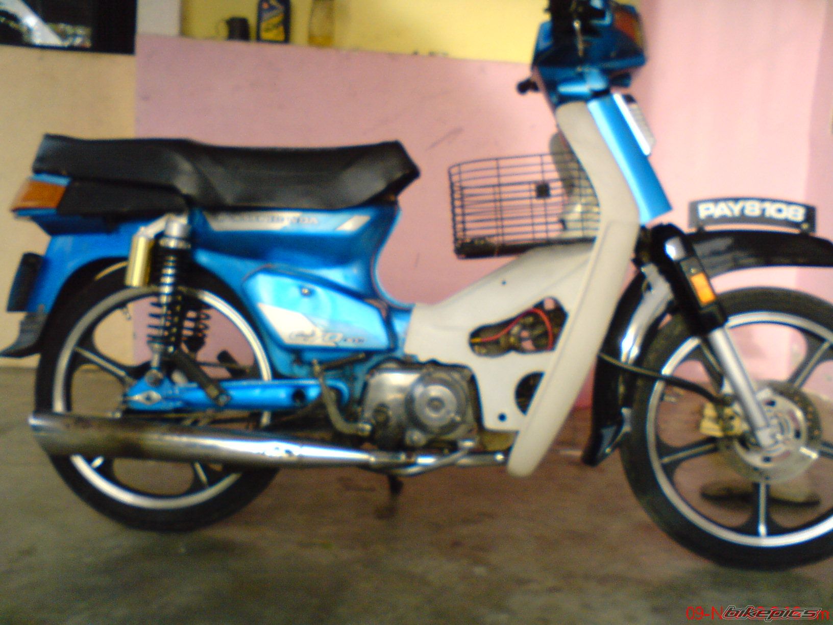 Photo 1496136