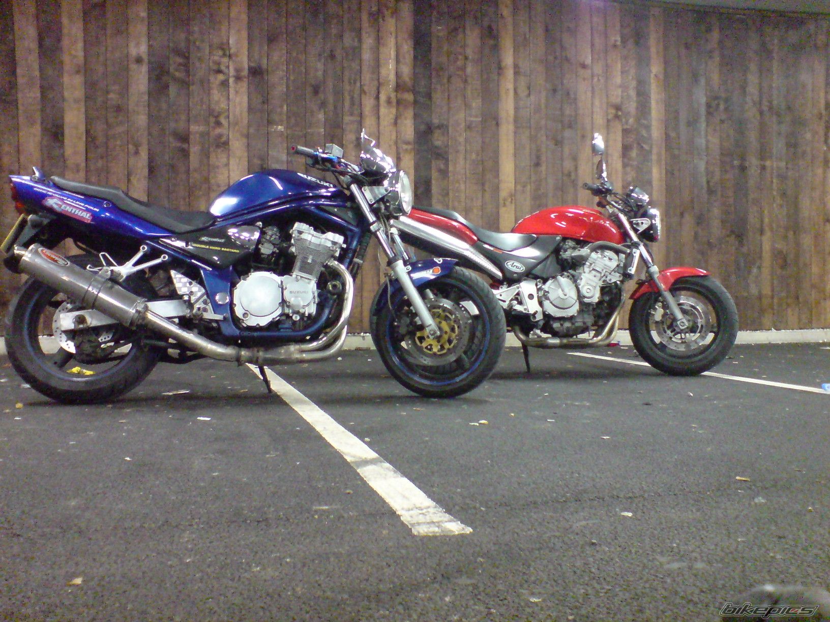 Photo 1496138