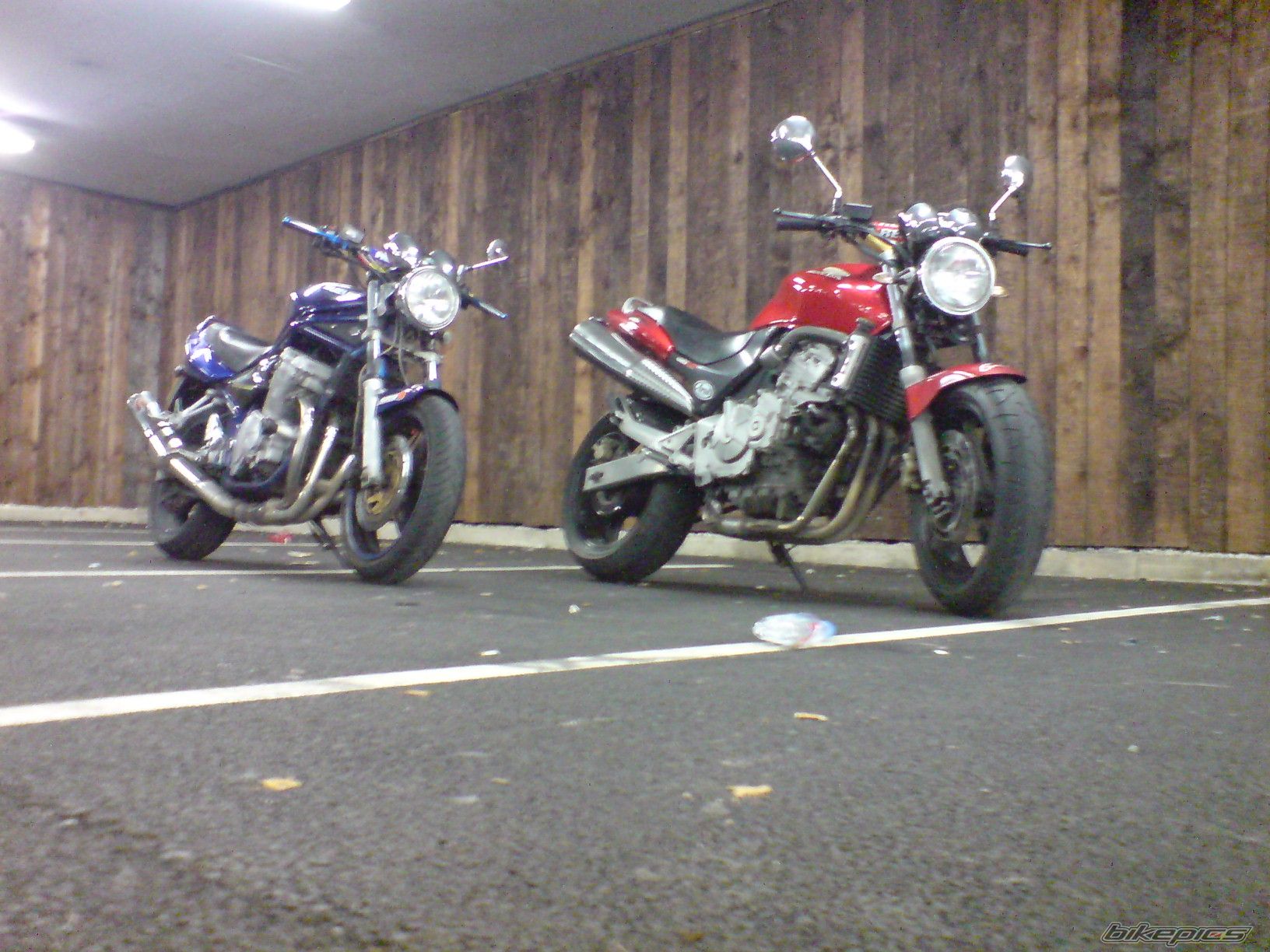Photo 1496139