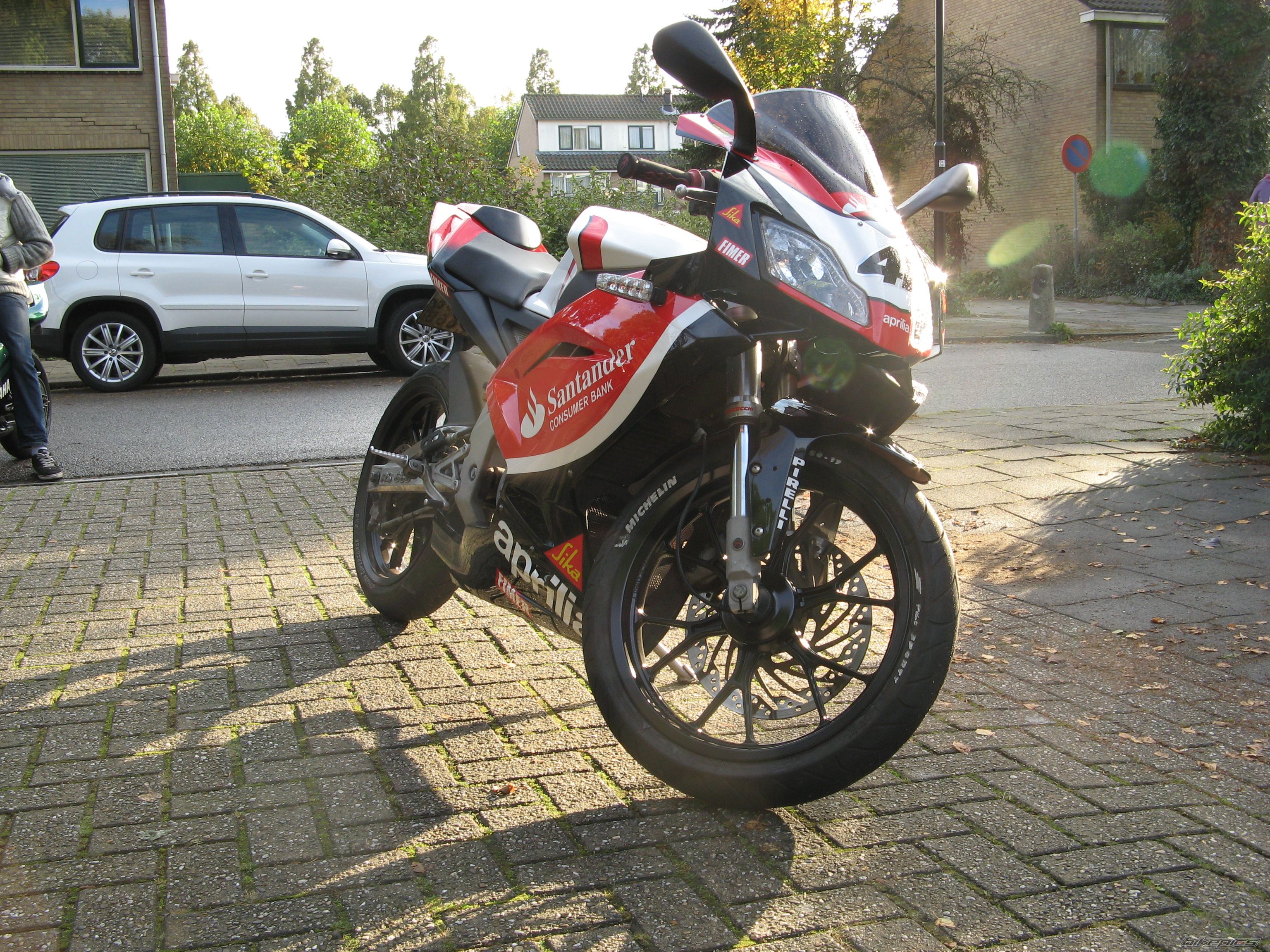 Photo 1496231