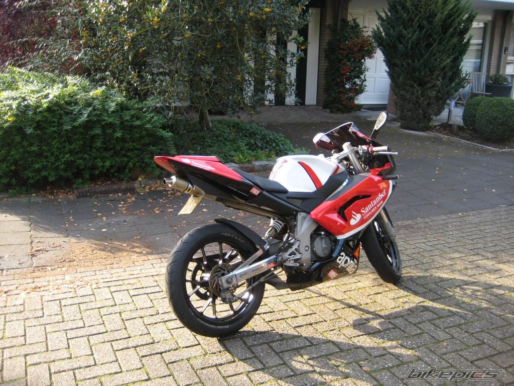 Photo 1496245