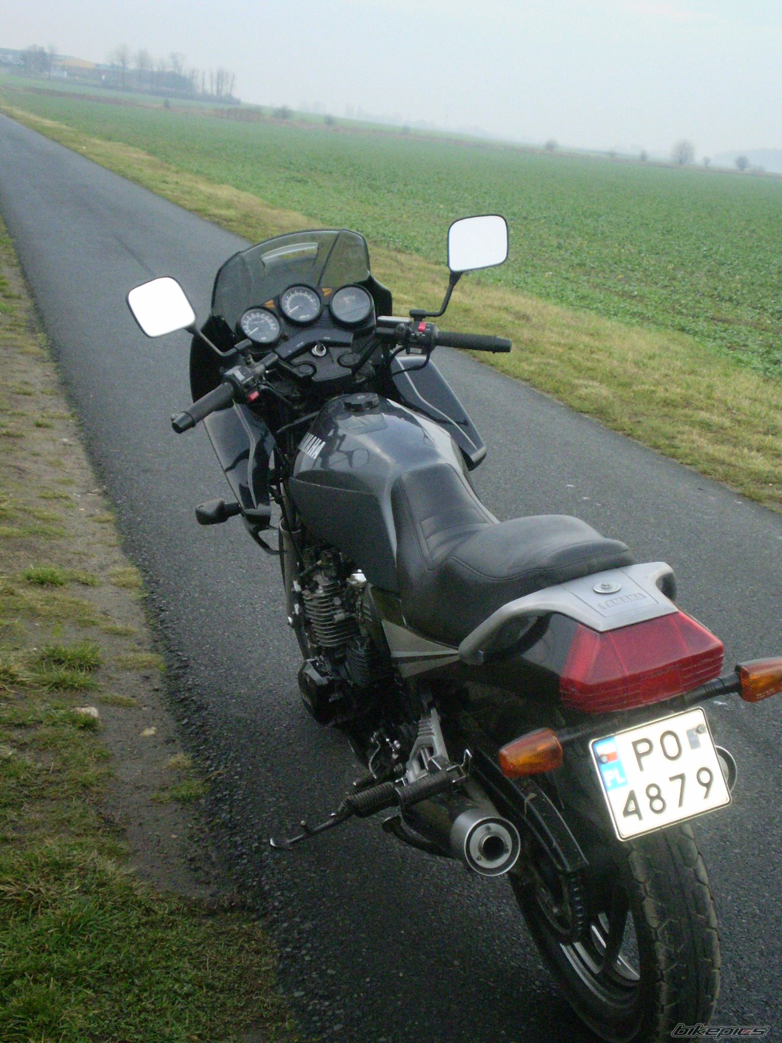 Photo 1496303