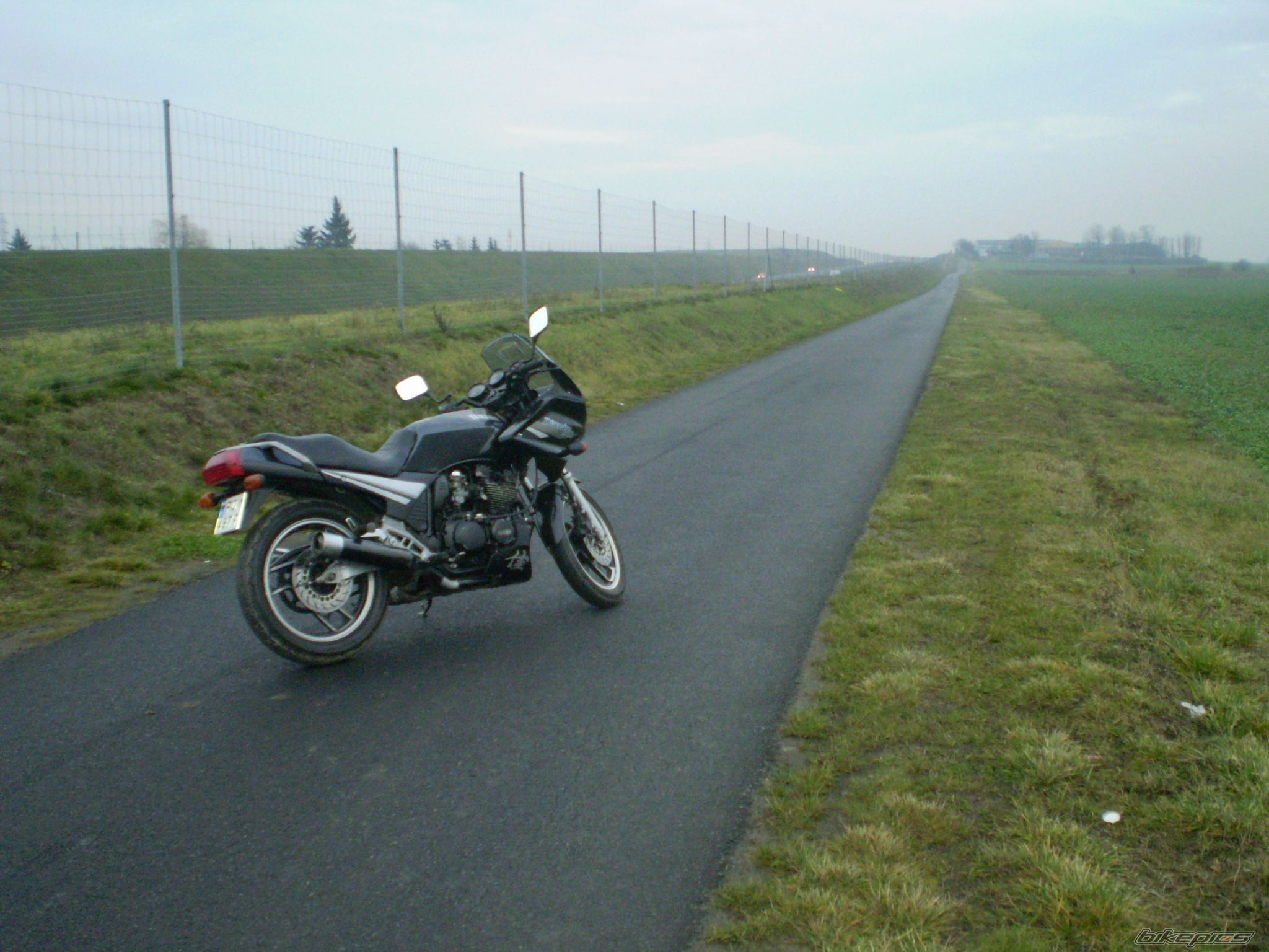 Photo 1496322