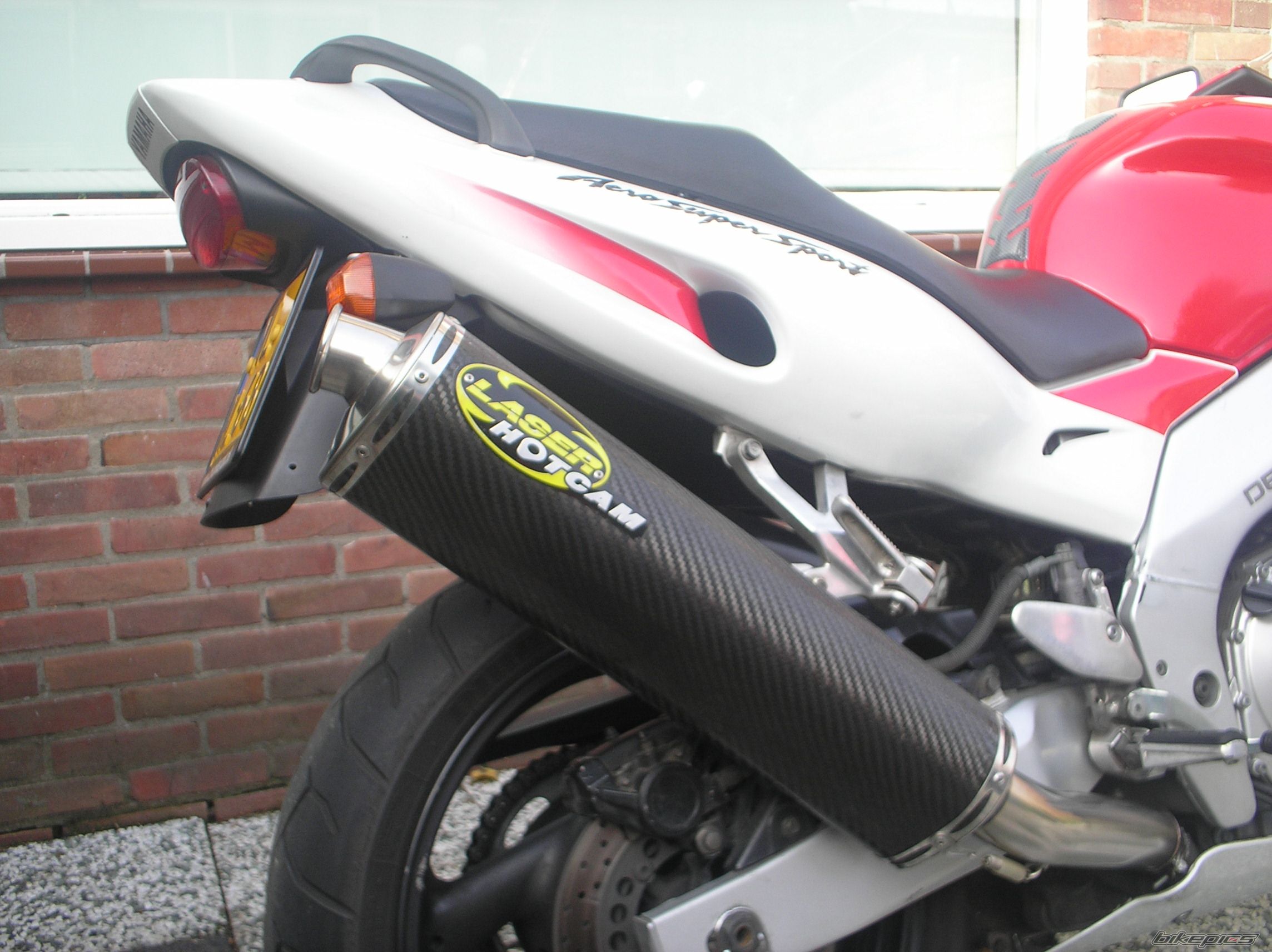 Photo 1496334