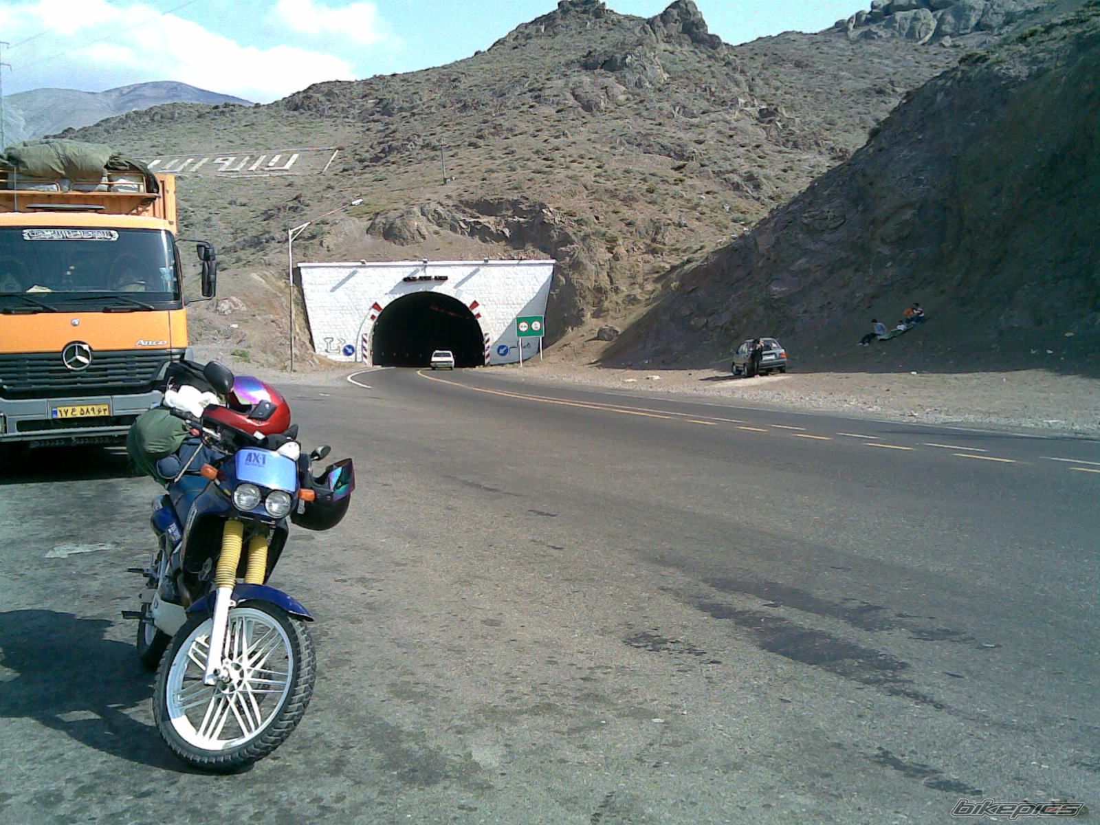 Photo 1496375