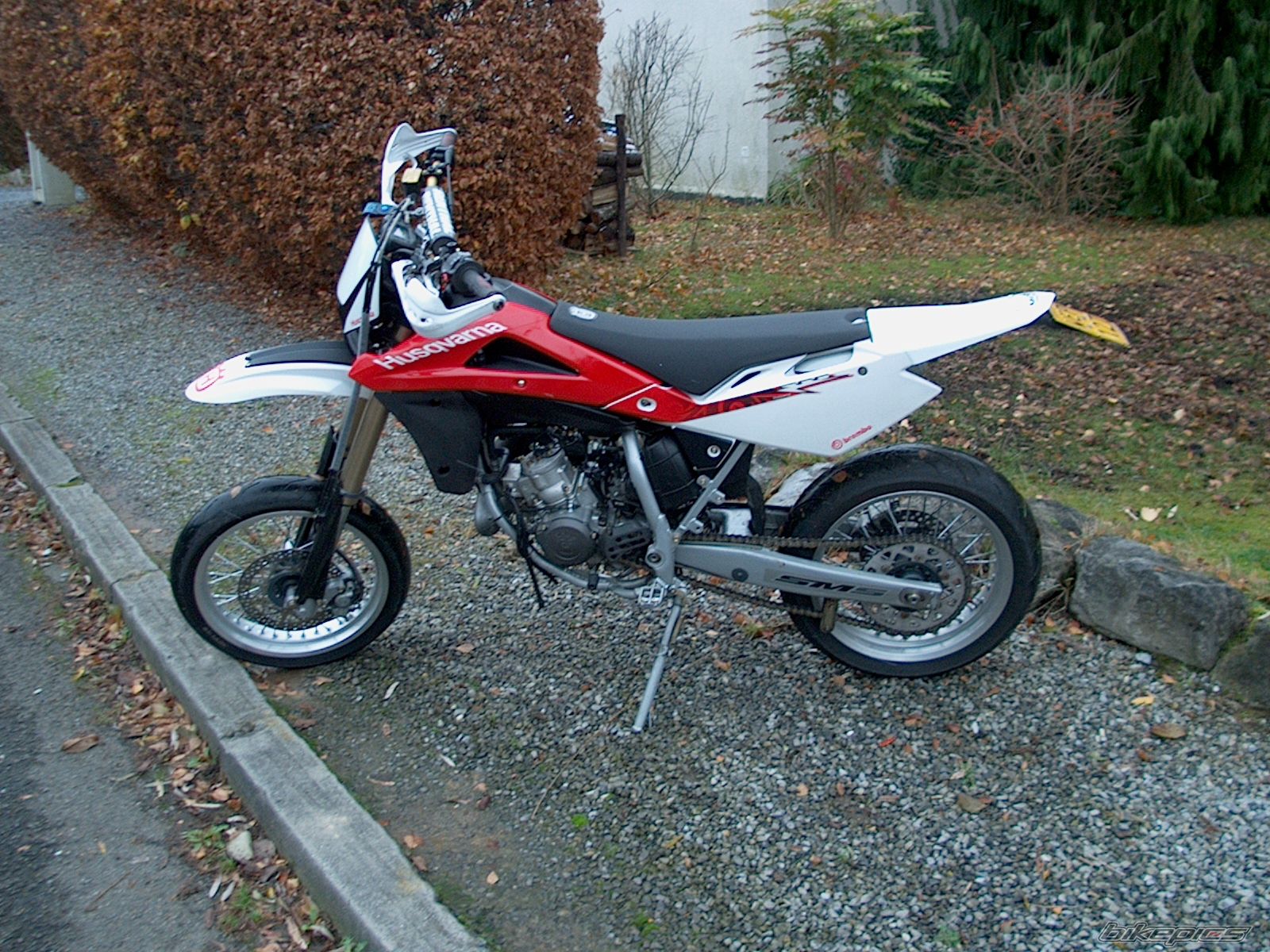 Photo 1496519