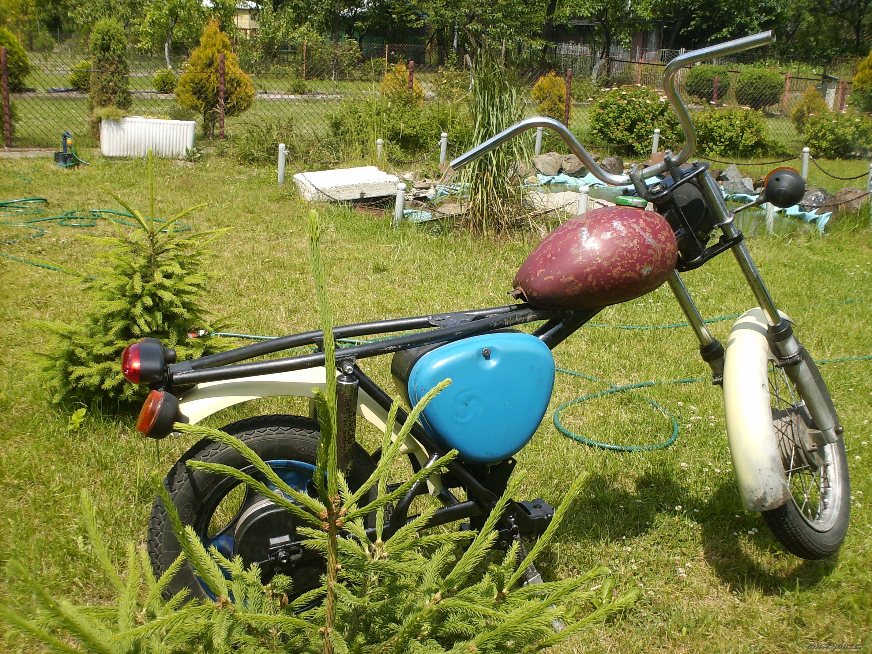 Photo 1496741