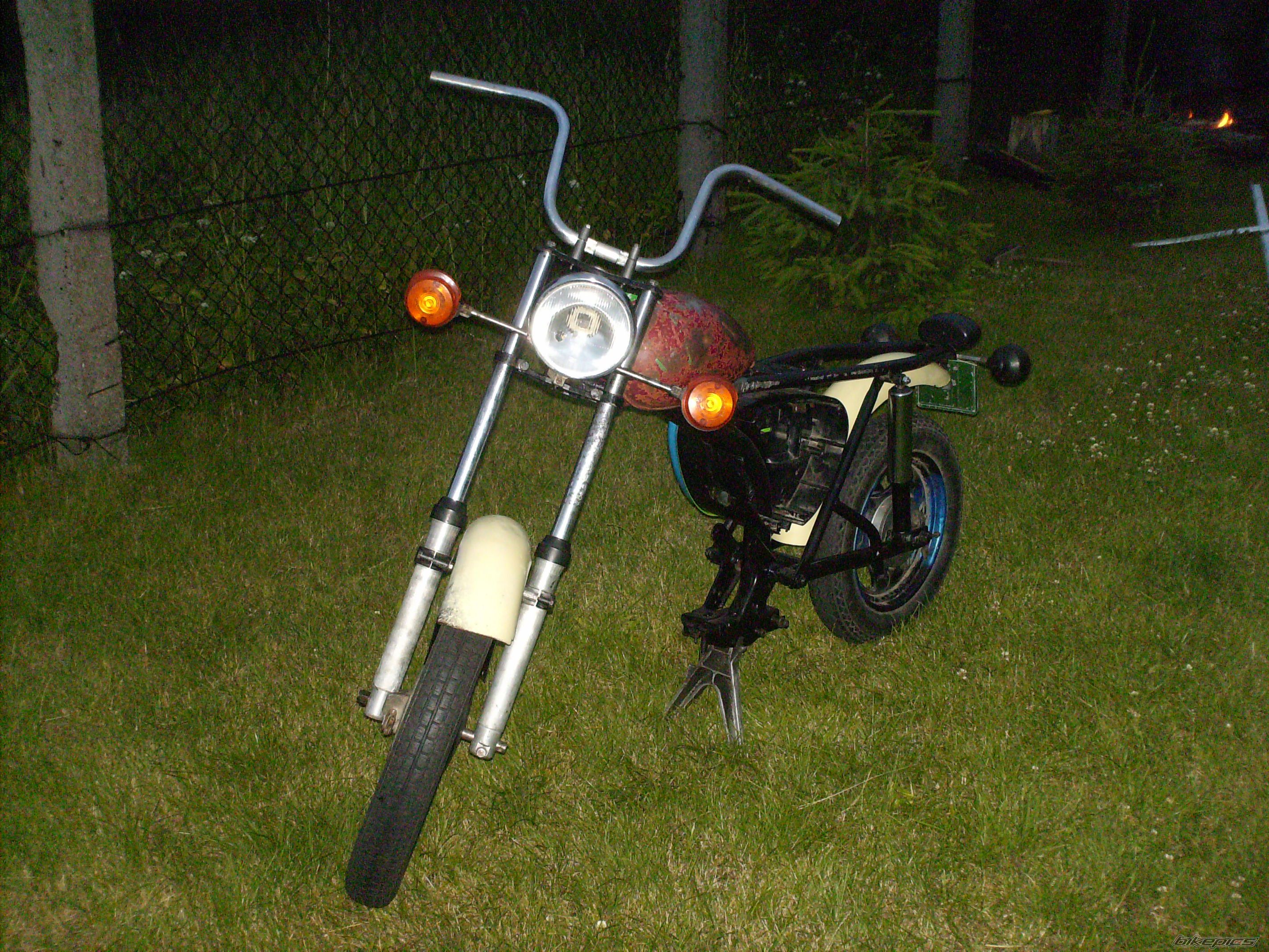 Photo 1496752