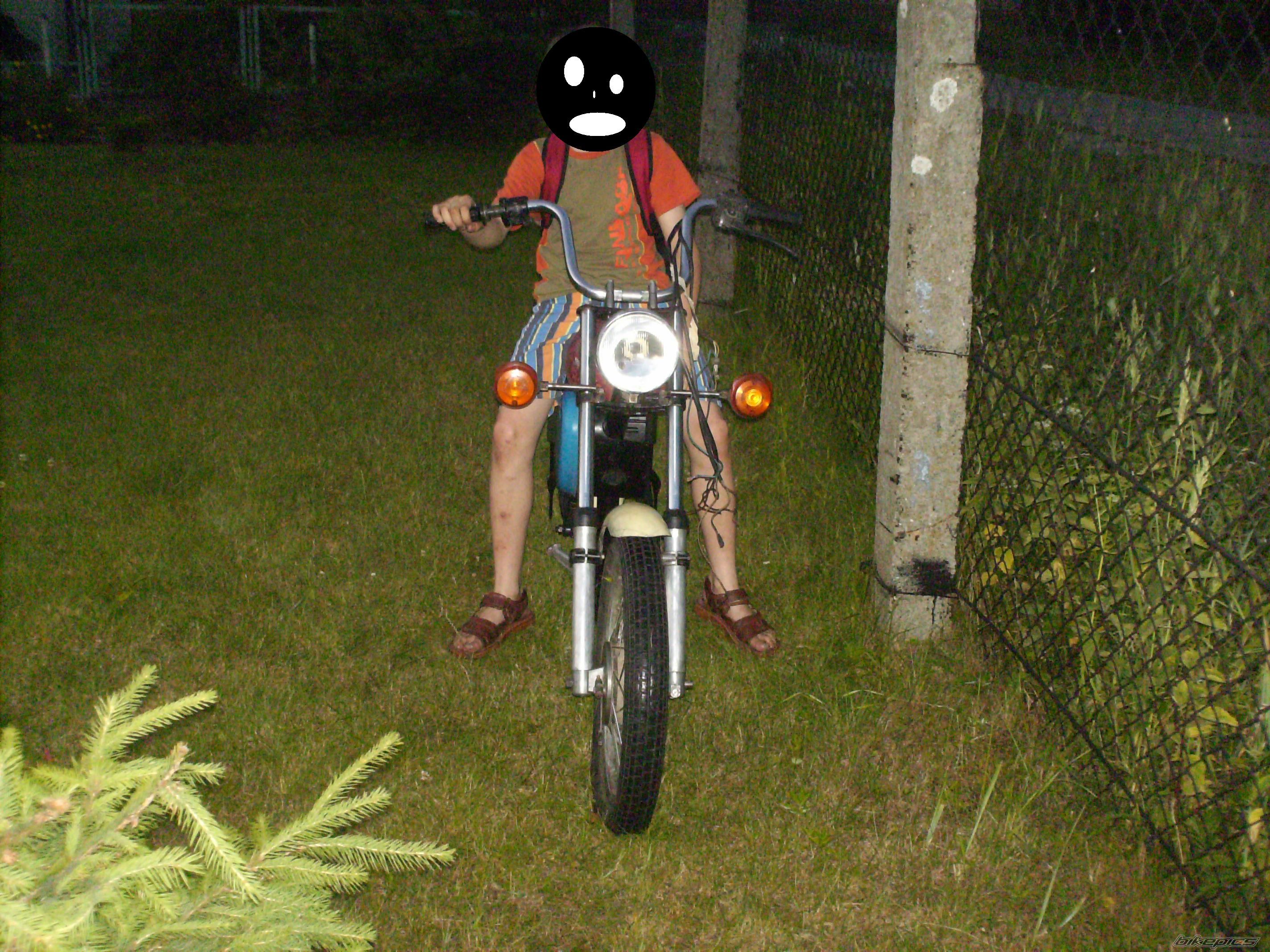 Photo 1496763