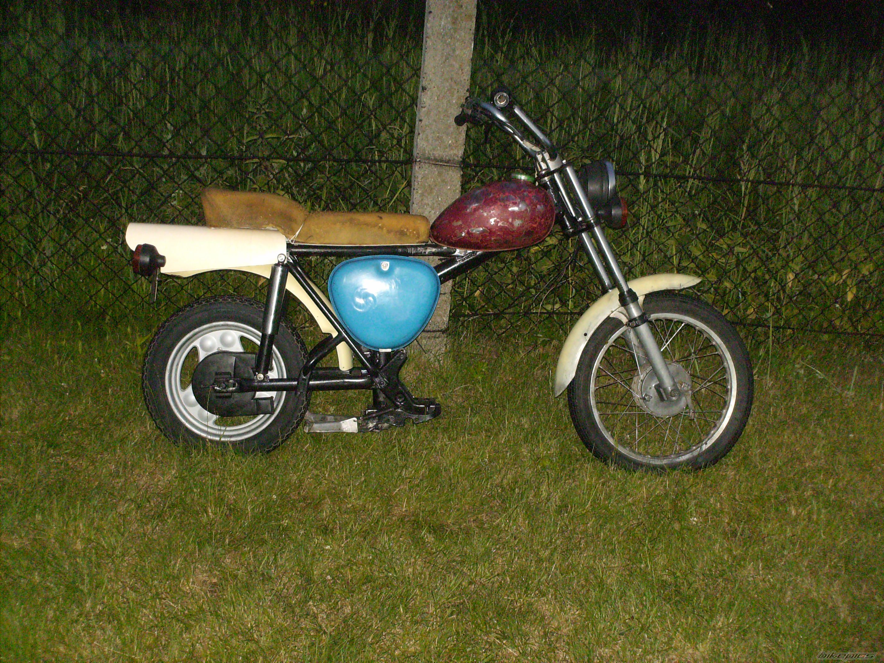 Photo 1496768
