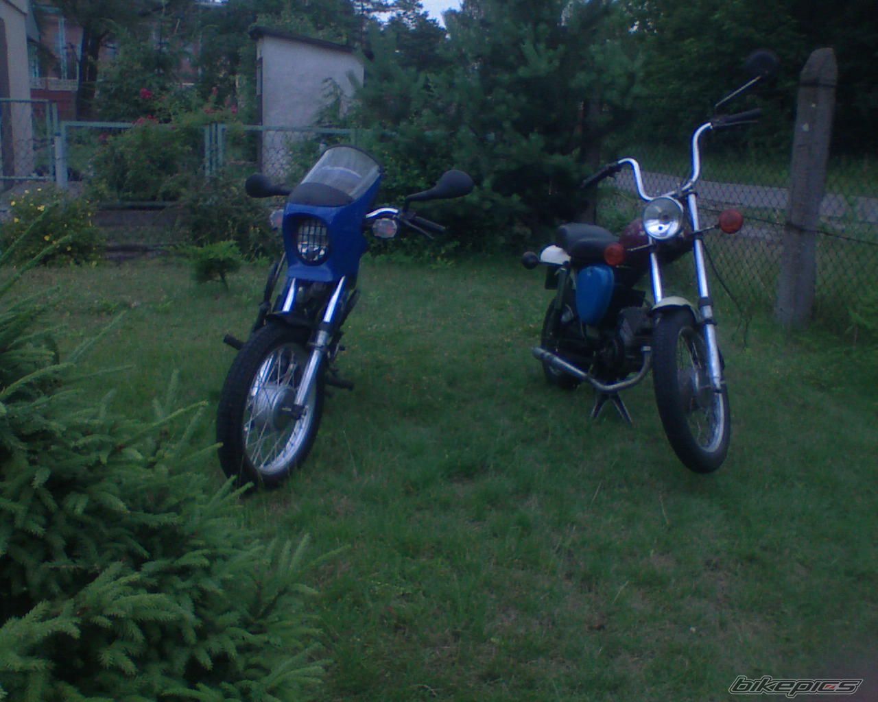 Photo 1496775