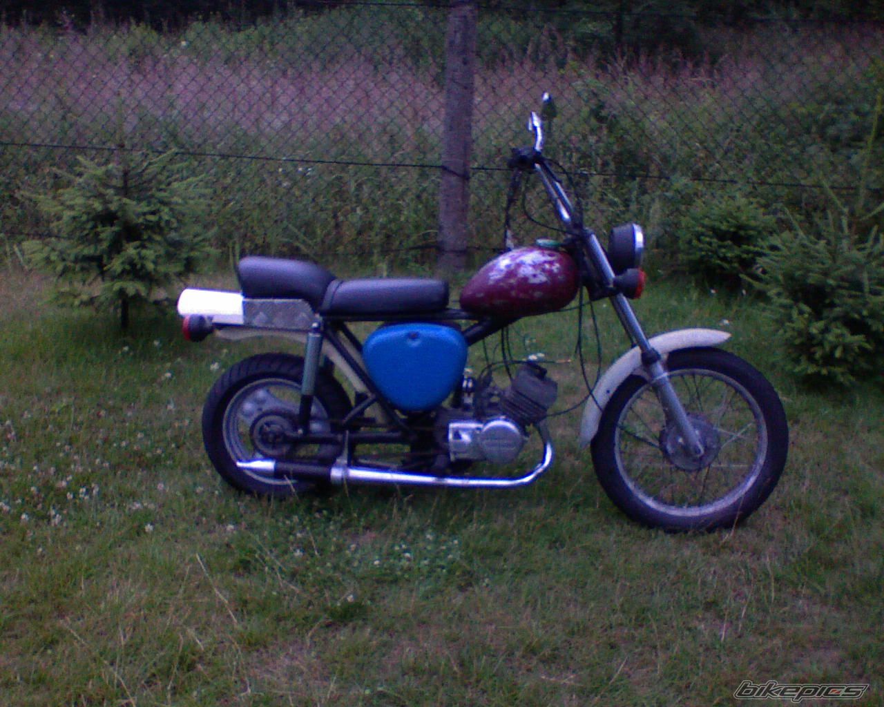 Photo 1496777