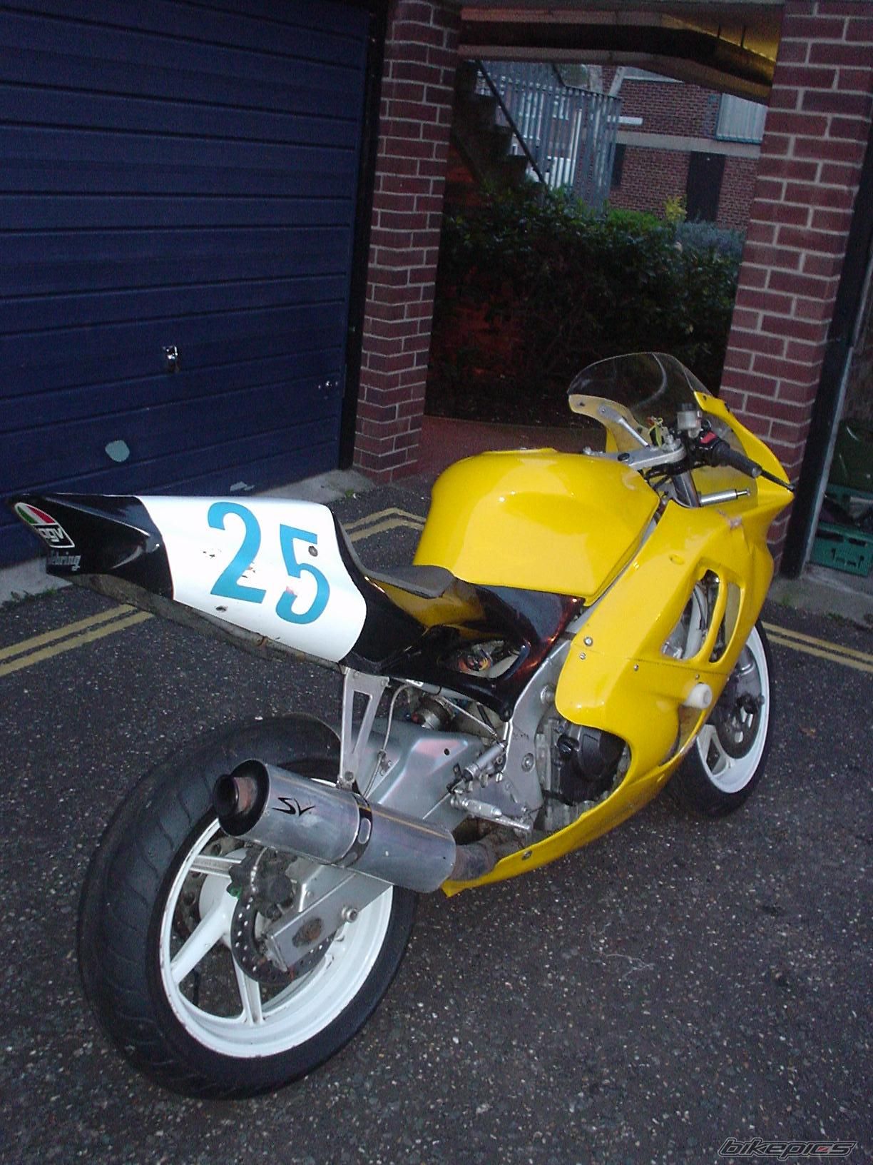 Photo 1496873