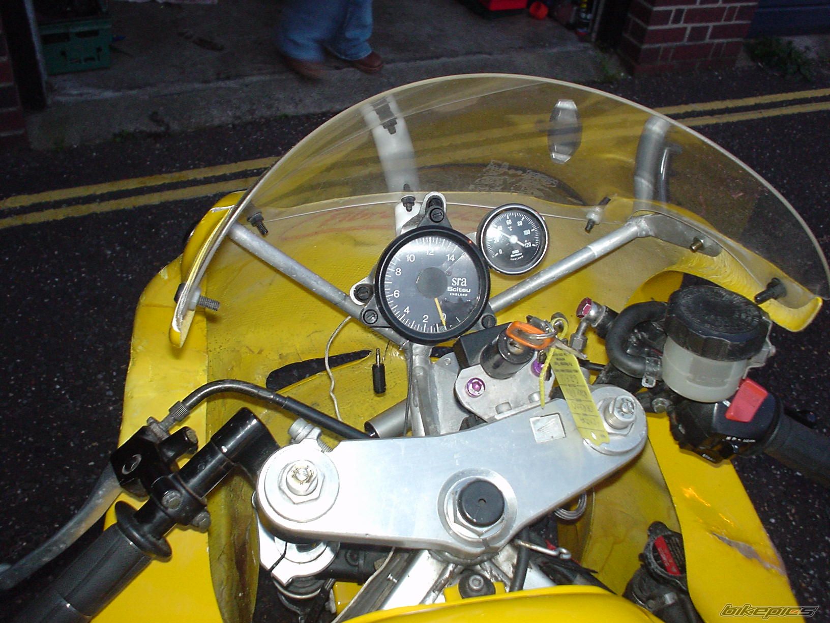 Photo 1496874