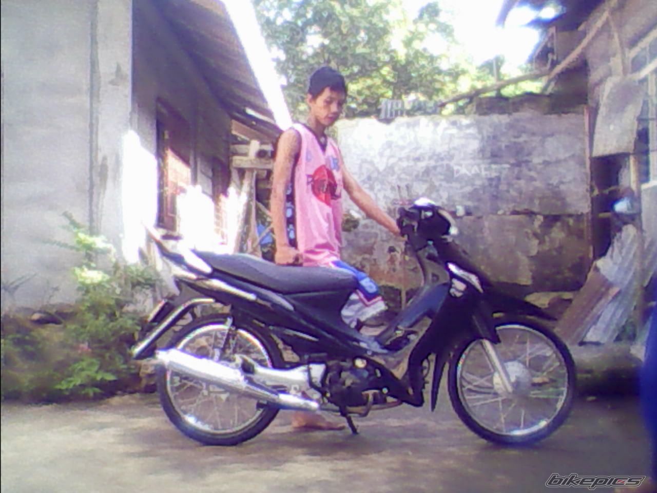 Photo 1496960