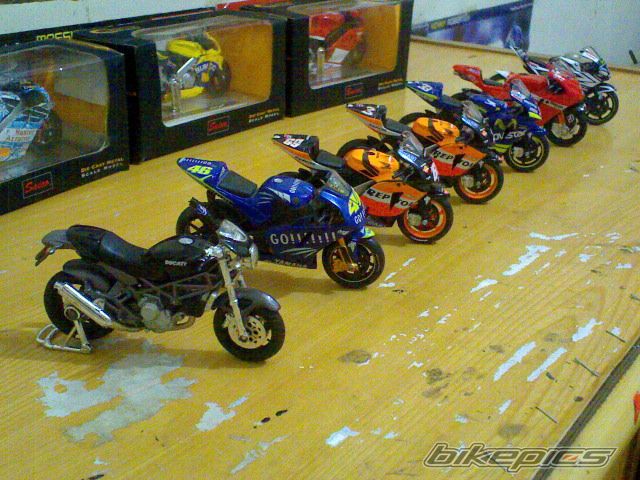 Photo 1496993