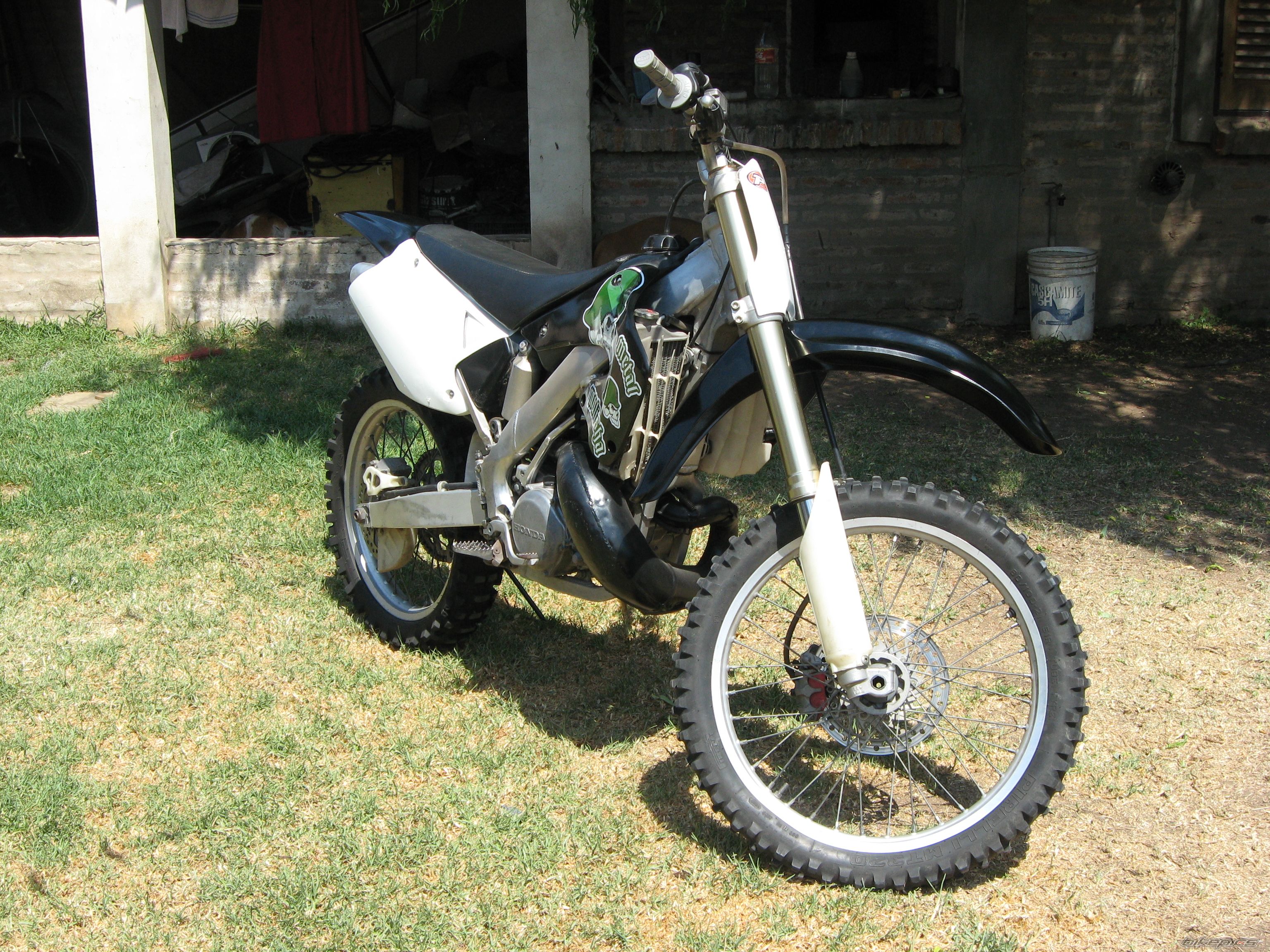 Photo 1496994