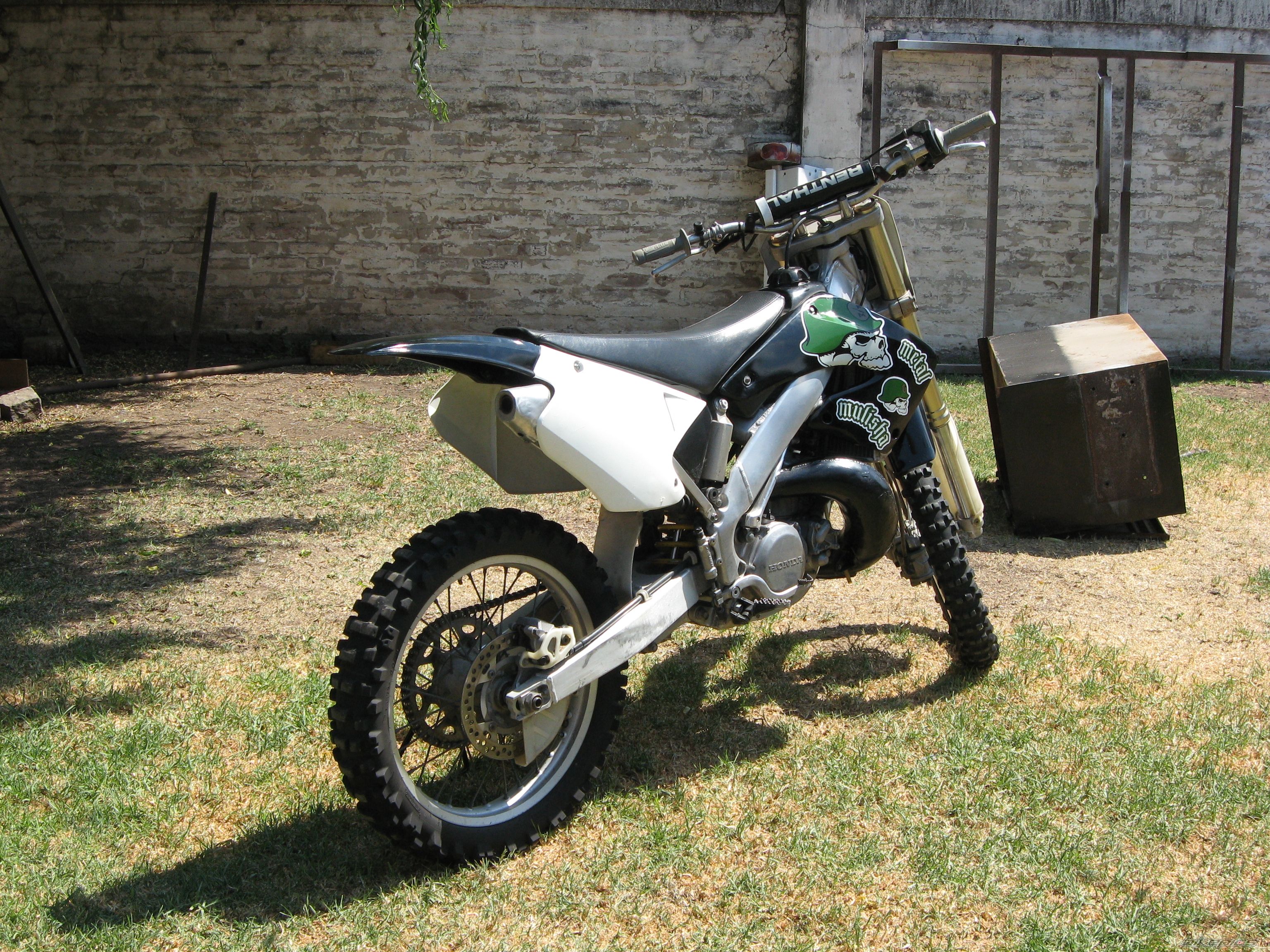 Photo 1496997