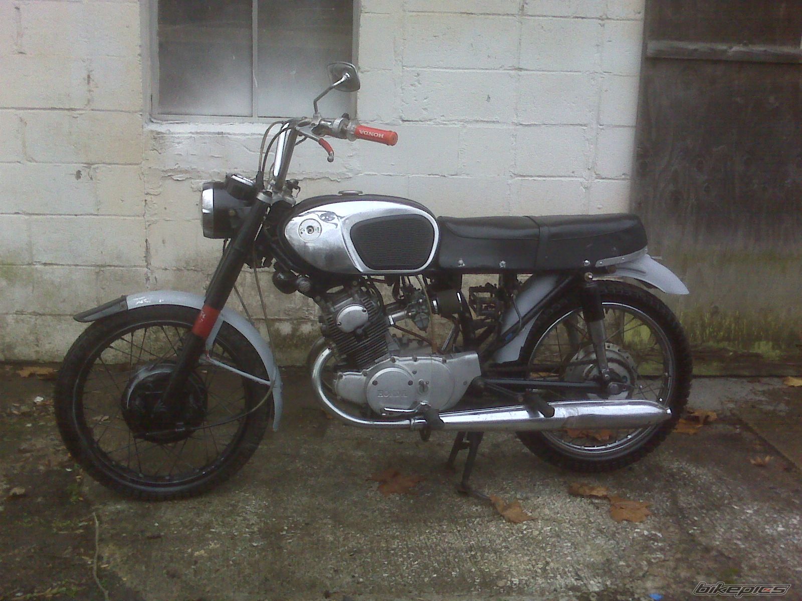 Bike Photo 1497046