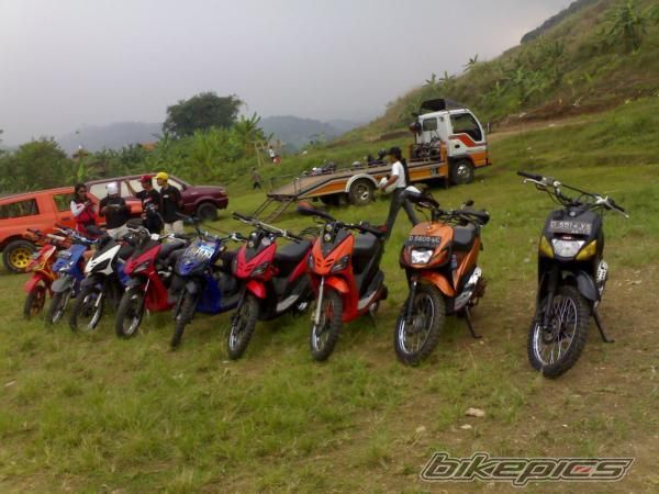 Photo 1497170