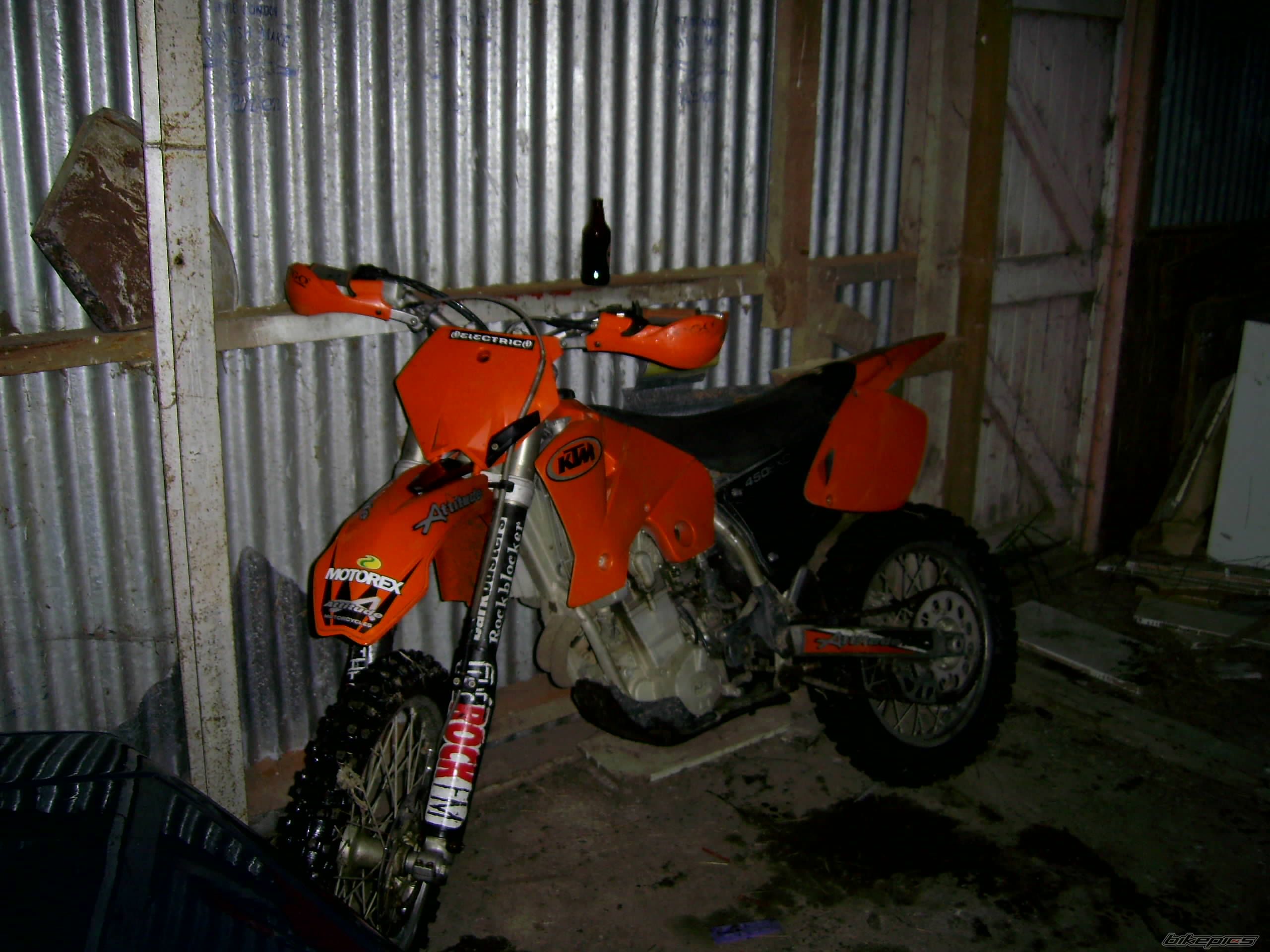 Photo 1497185
