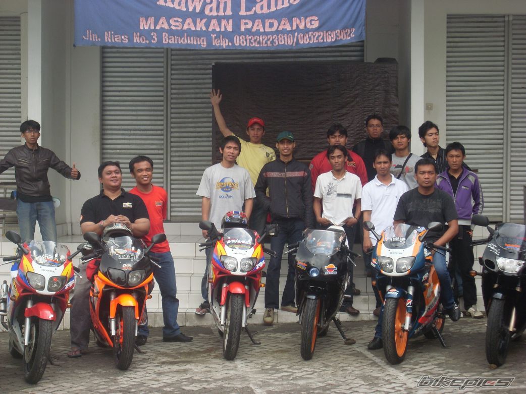 Photo 1497208