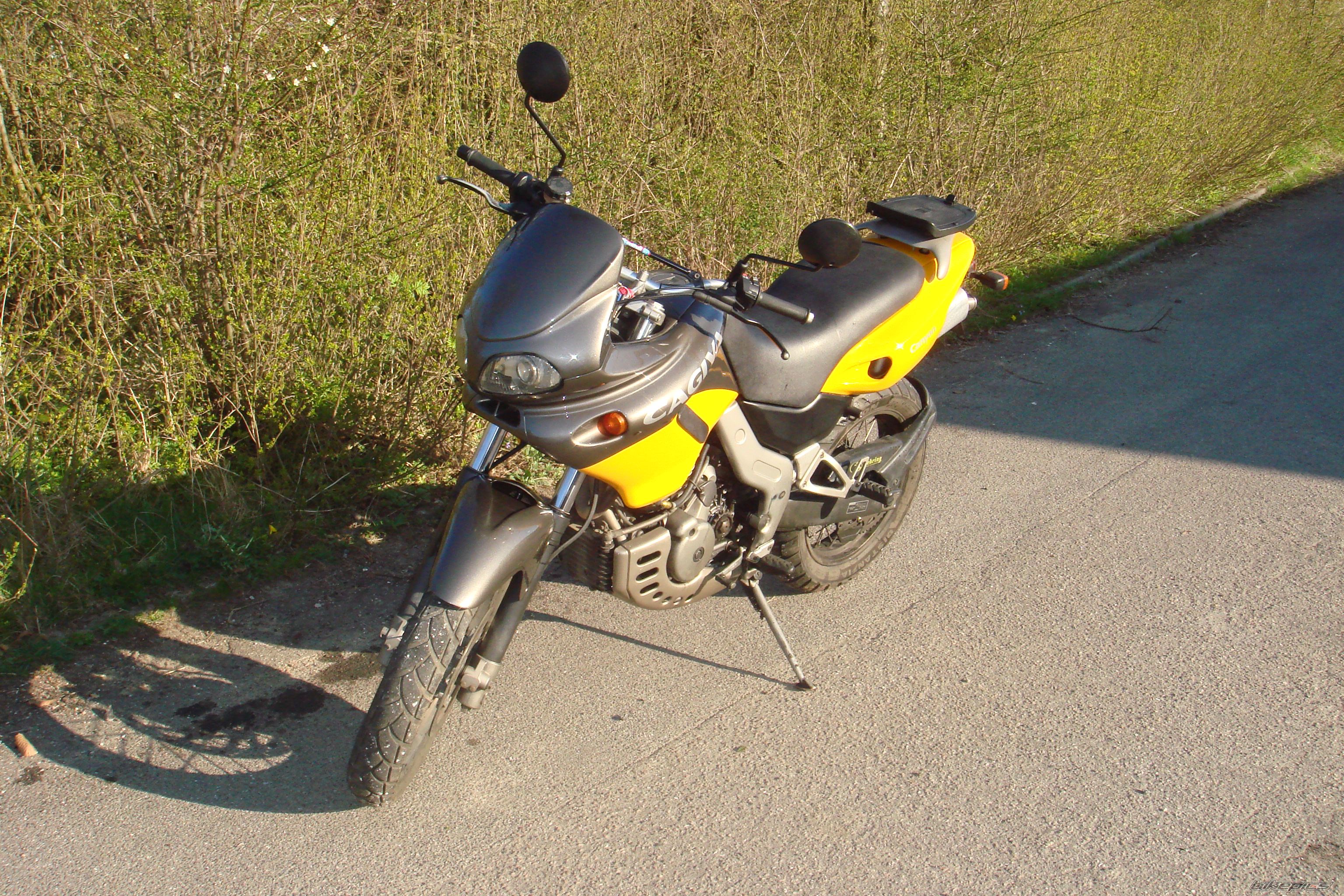 Photo 1497269