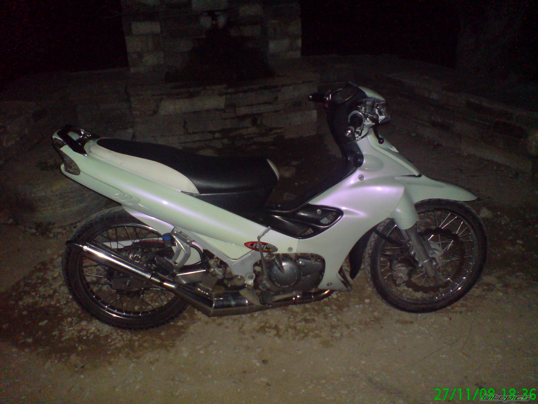 Photo 1497752