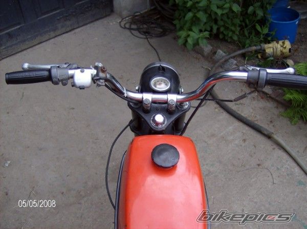 Photo 1497851