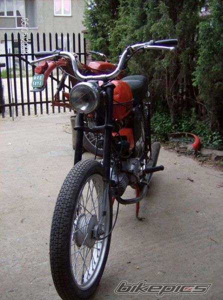 Photo 1497853