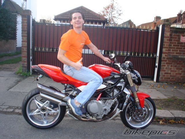 Photo 1497983